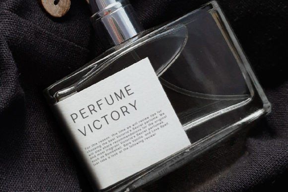 18 Best Sans Serif Fonts for Luxury Product Labels 21 Lepston Fonts 98210378 8 580x387 1