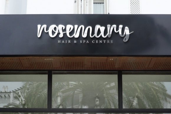 12 Luxury Script Fonts for Cosmetic Packaging 33 Sibling Bond Fonts 69154799 2 580x387 1