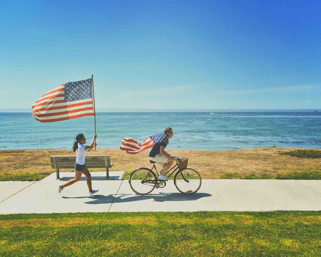 17 Best 4th of July Fonts for Patriotic Designs 2 frank mckenna JB92NeJSxW4 unsplash 1