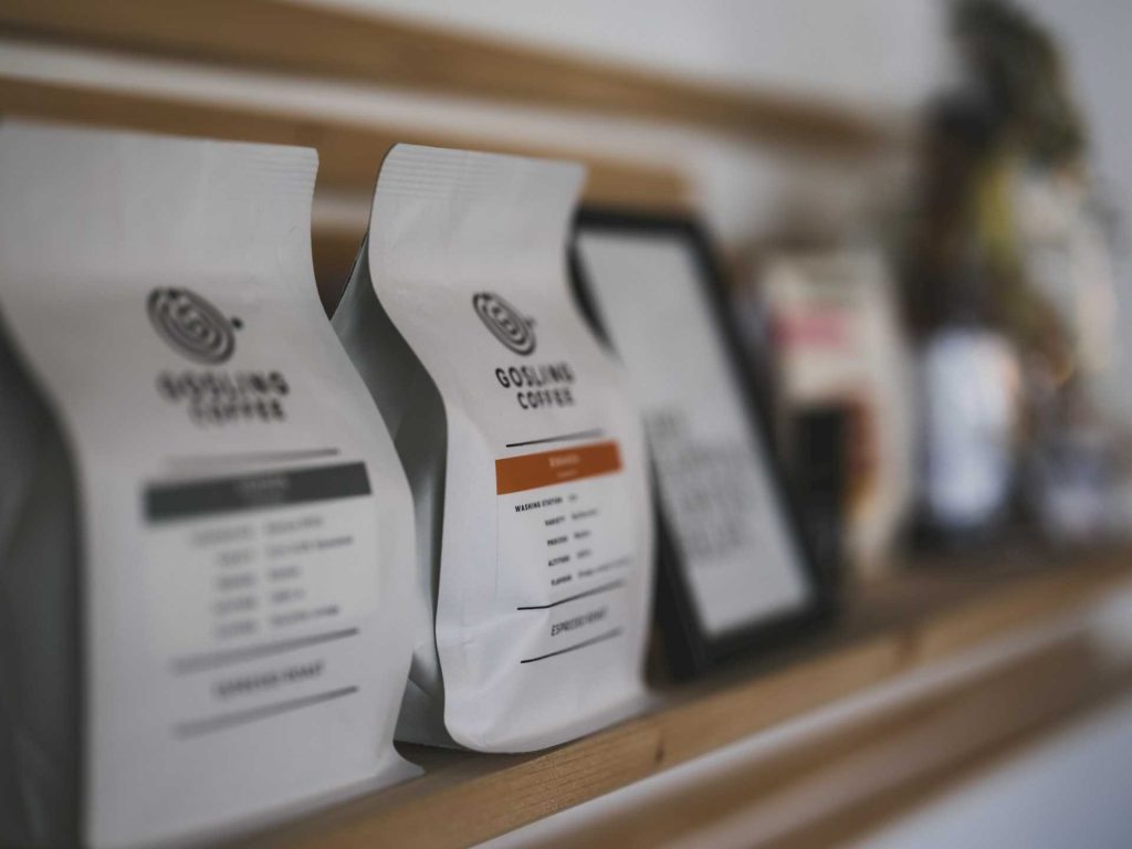 13 Packaging Sans Serif Fonts That Look Premium 2 Discover the best packaging sans serif fonts for premium luxury branding, elegant product packaging, skincare labels, fashion branding, and modern minimalist design.