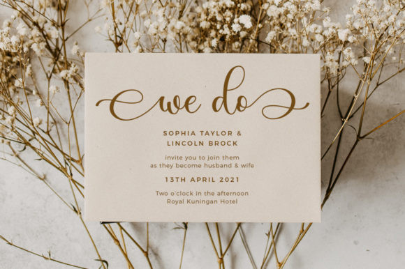 Lettering Fonts for Logo Design: 17 Stunning Picks You’ll Love 10 Maddison Fonts 9345349 7 580x386 1