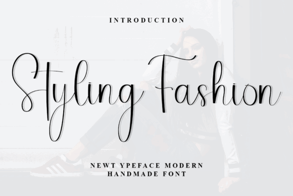 Playful Fonts for Logos: 13 Bold Picks You’ll Love 11 Styling Fashion Fonts 120402662 1 1 580x387 1
