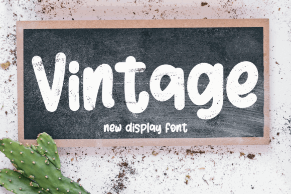 Stylish Display Fonts: 25 Bold Picks Designers Will Love 28 Vintage Fonts 84612443 1 1 580x387 1