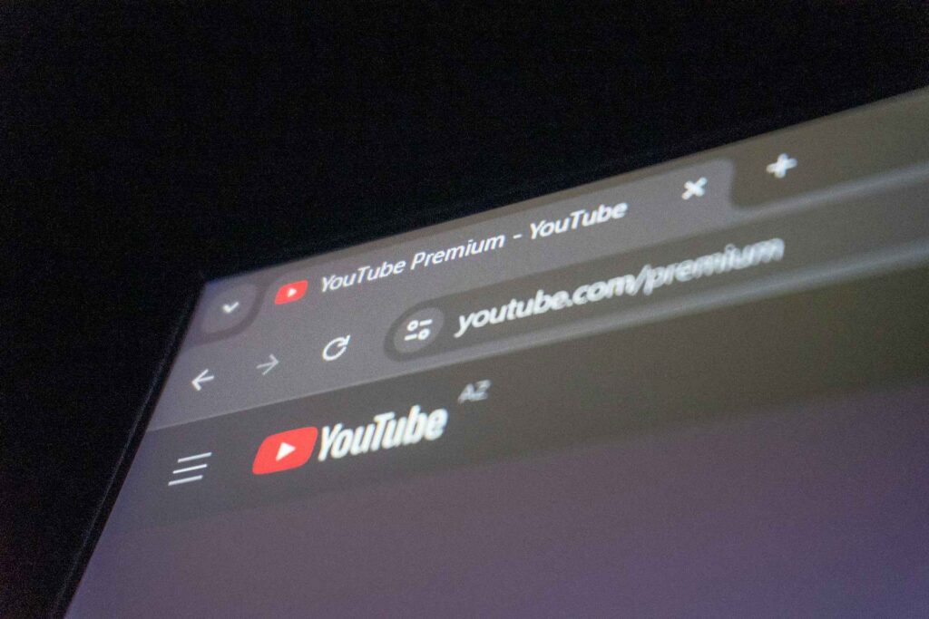 12 Best Display Font Bundles for YouTube Thumbnails 2 id901cyf4t 1