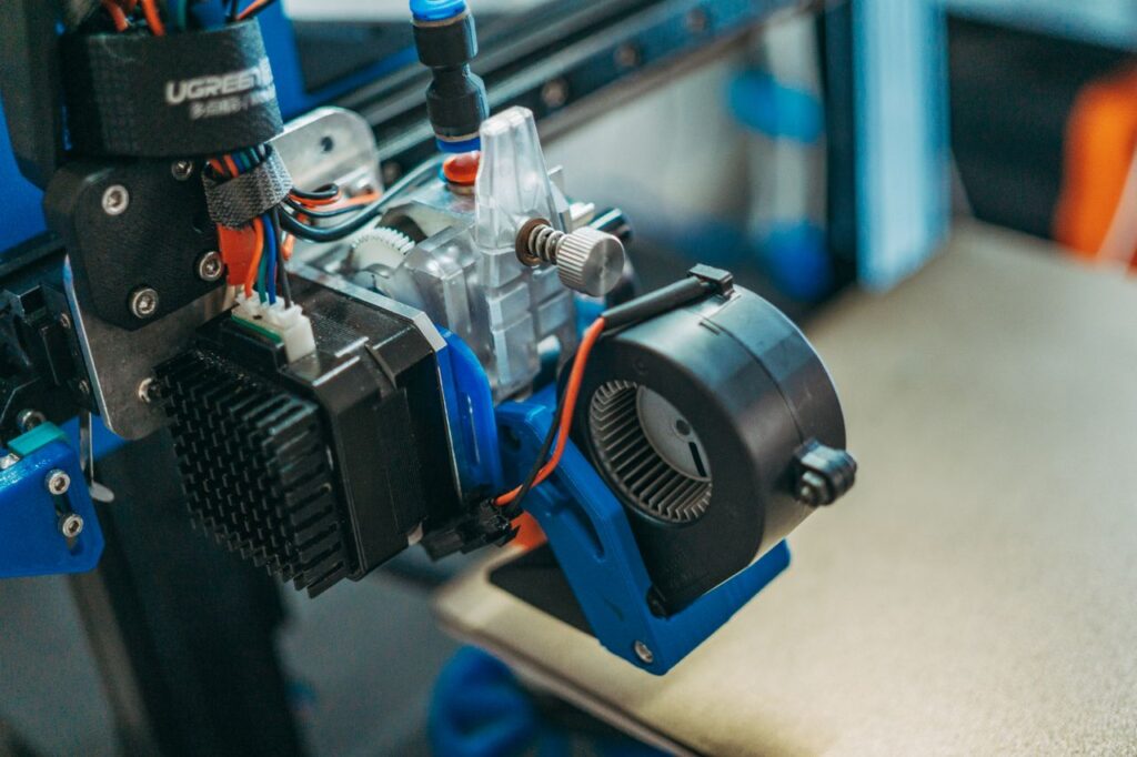 Inspecting 3D Printer Components — how to set up a 3D printer how to set up a 3D printer: inspect connections and components