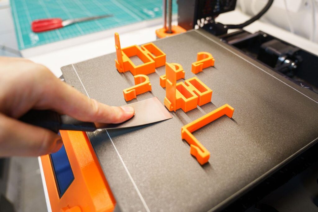 3D Printer First Layer Test — how to set up a 3D printer How to set up a 3D printer for reliable first prints